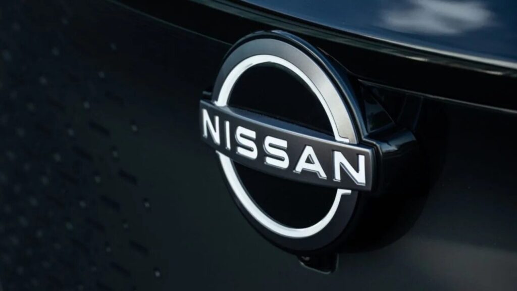 NISSAN